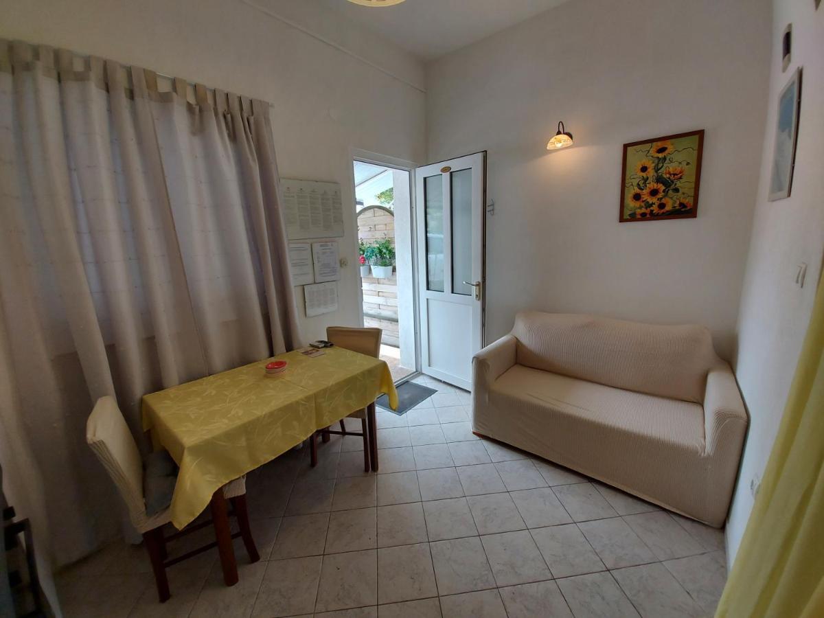 Apartments & Rooms Nensi Baska  Luaran gambar
