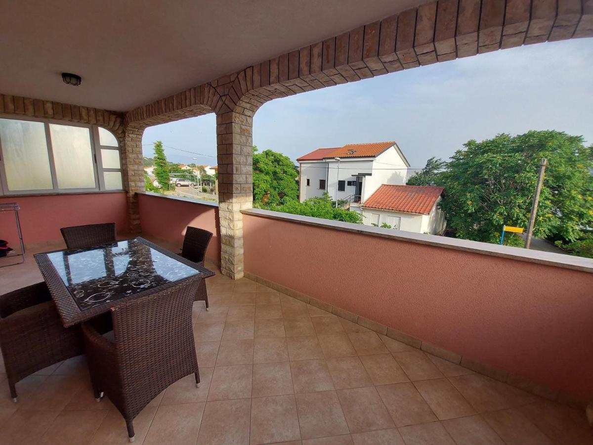 Apartments & Rooms Nensi Baska  Luaran gambar