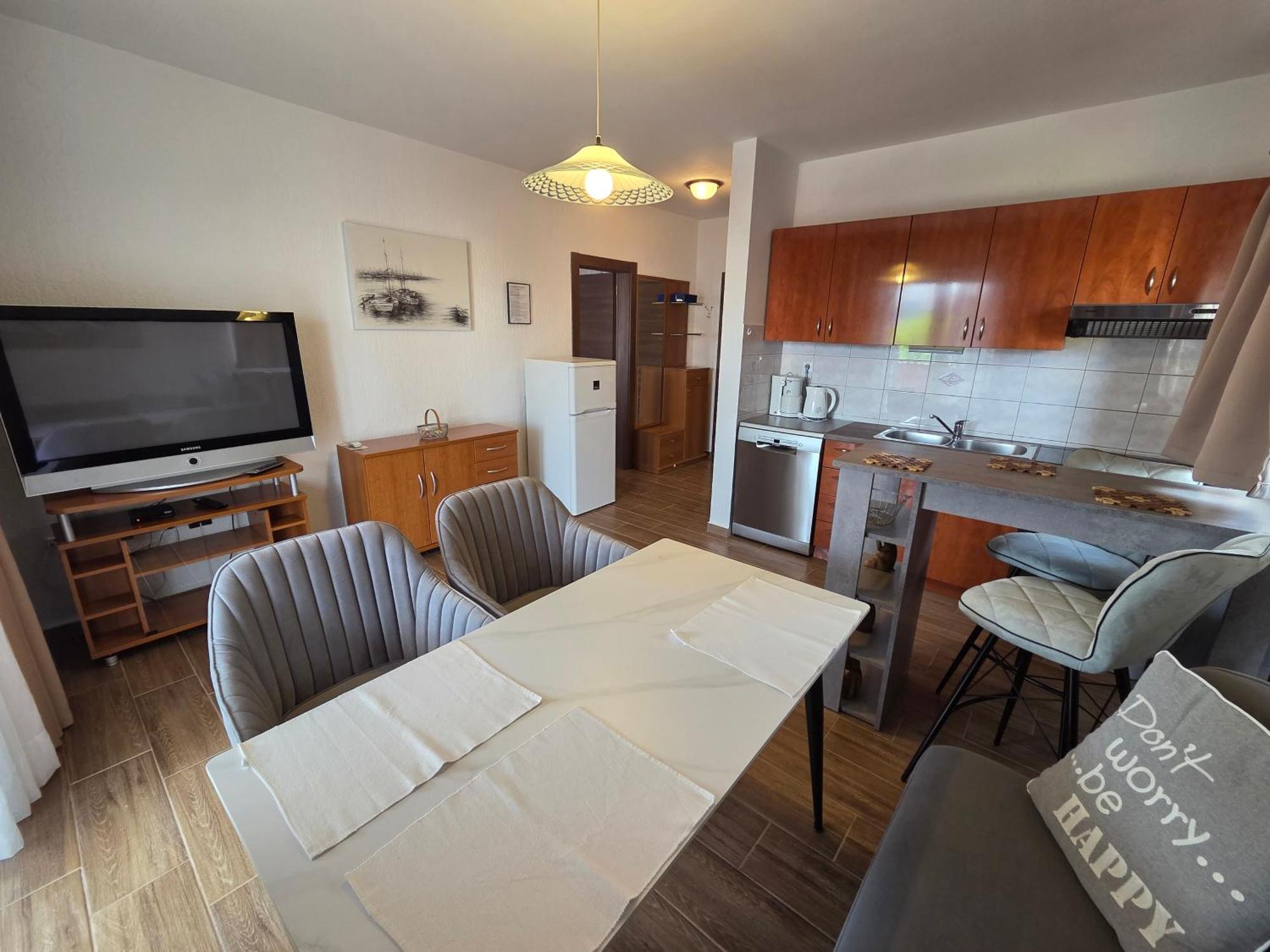 Apartments & Rooms Nensi Baska  Luaran gambar